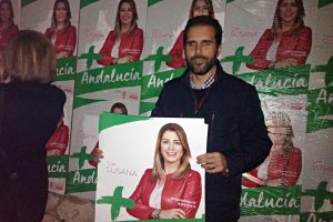 Calderón pegada carteles Elecciones Andaluzas | @Clave_Economica