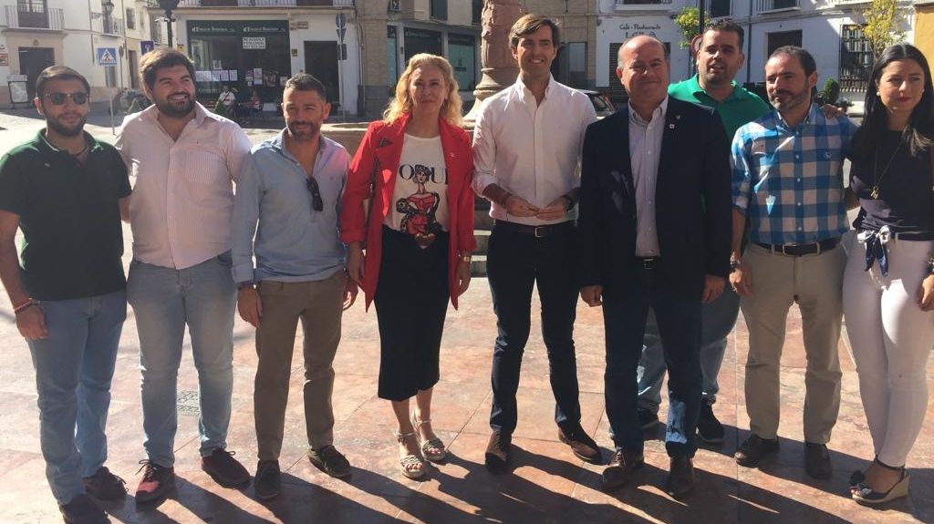 Pablo Montesinos y Carolina España visitan Antequera compromiso PP trasvase Iznájar